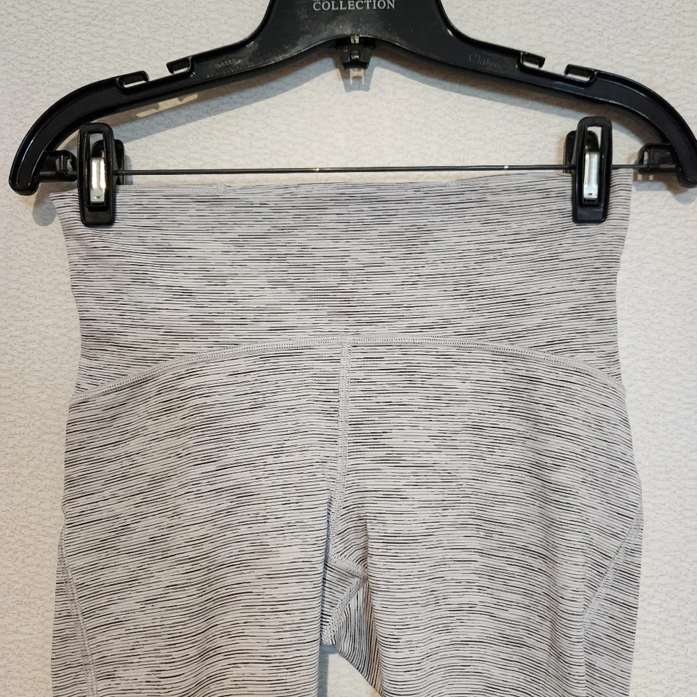 Lululemon Train Times 7/8 Leggings Size 6